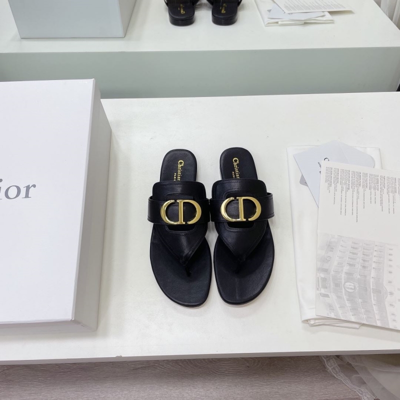 ch**an D*or slippers